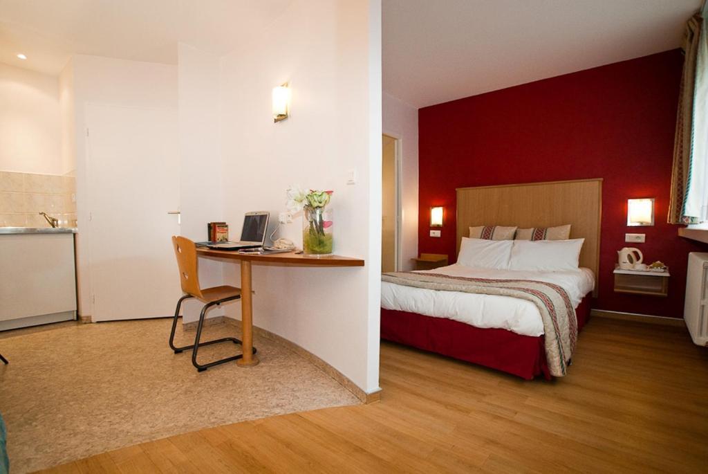 Les Messines Apparthotel Mety Pokoj fotografie