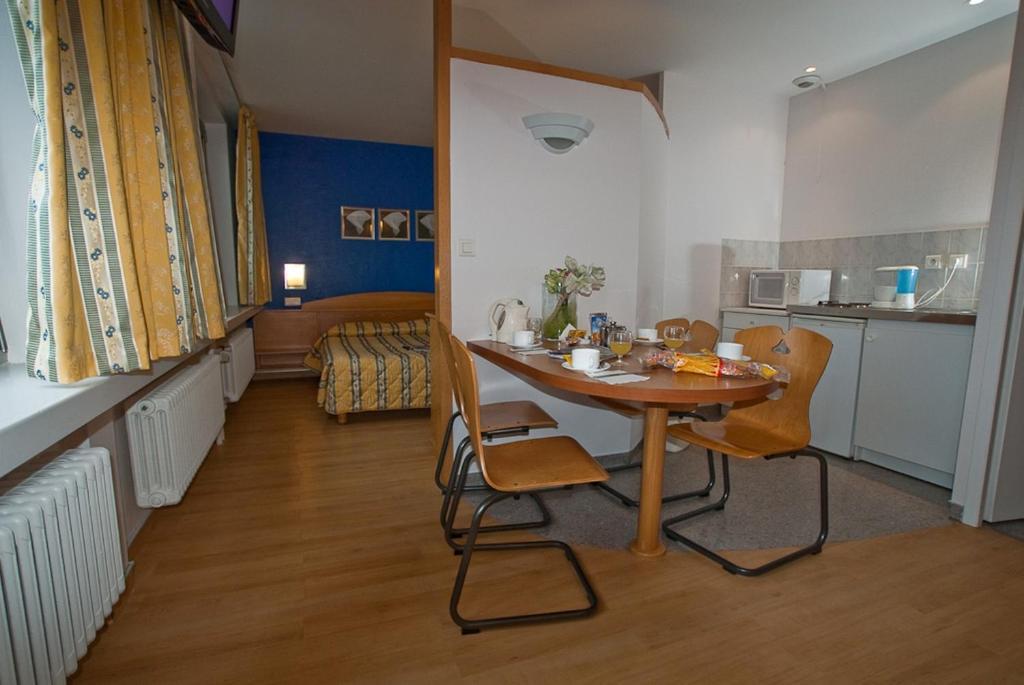 Les Messines Apparthotel Mety Pokoj fotografie